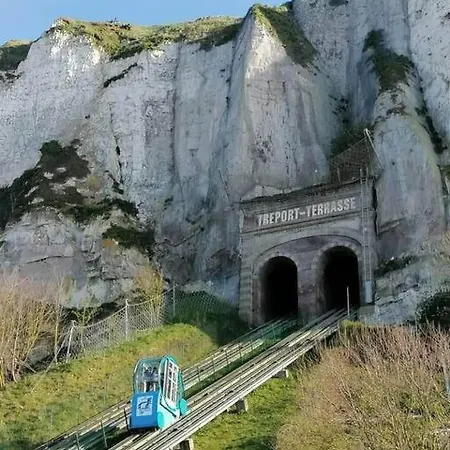Notre Nid - Grande Terrasse Privee En Bord De Mer, Au Coeur Du Quartier Historique Du Treport ! Wifi Дом отдыха Ле-Трепор